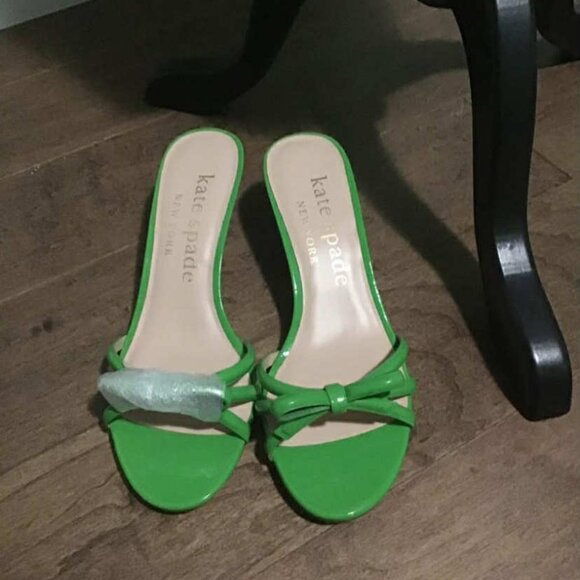 Kate Spade green patent leather kitten heel - Picture 1 of 2